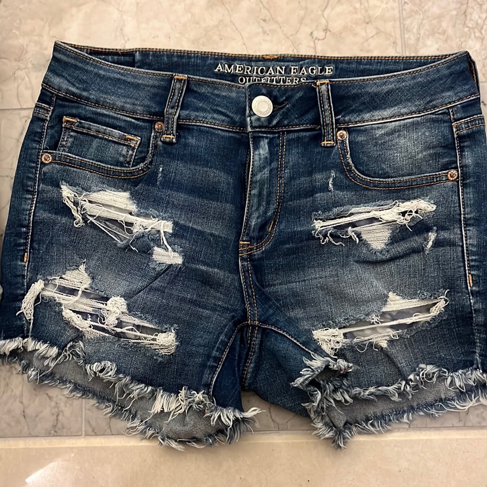 Barely worn American Eagle jean shorts